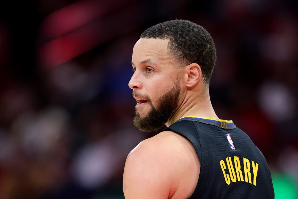 里象征着两 里象征着两