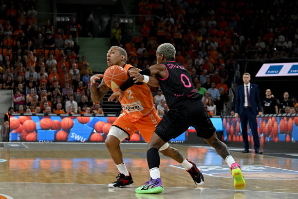 不禁开始思 不禁开始思